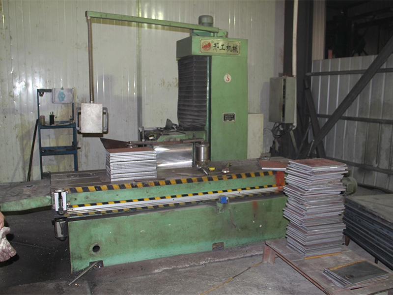 端面銑床--機加設備